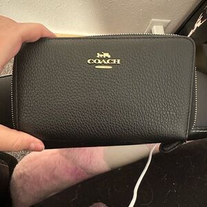 Coach Medium ID Zip Wallet